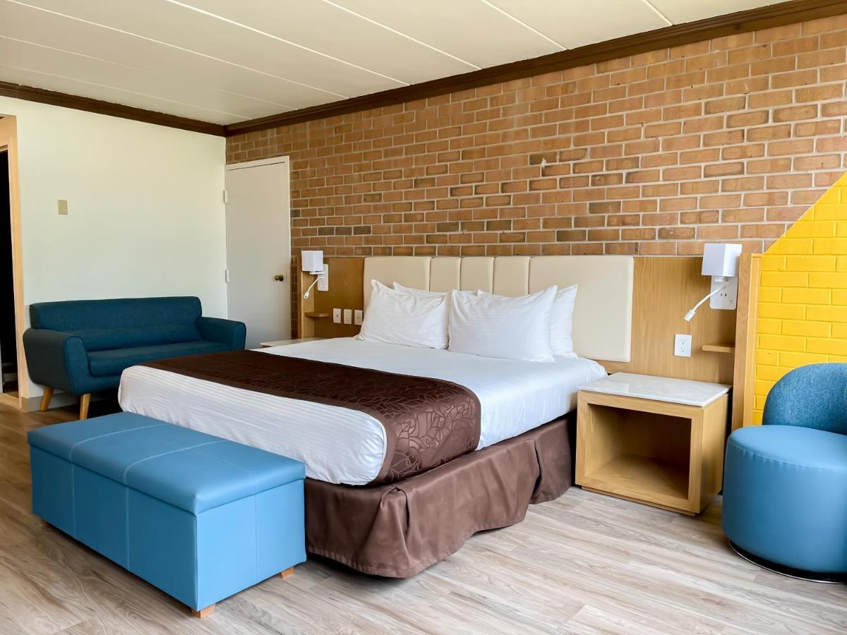The Lodge Luxury Resort At เลคฮาร์โมนี ภายนอก รูปภาพ
